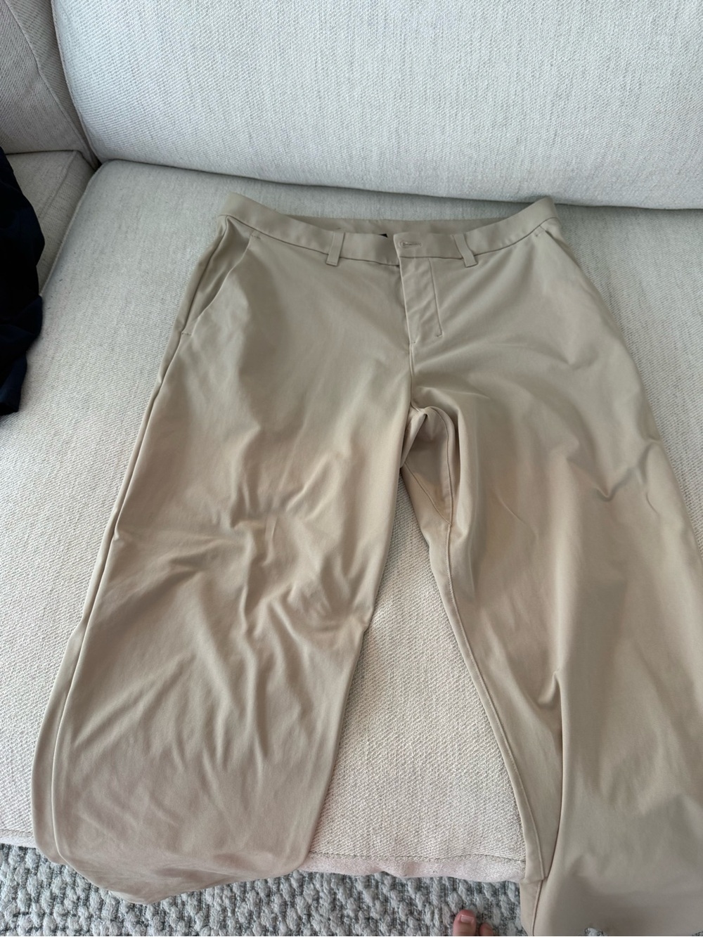 lululemon athletica Men's ABC tech pants - Light Tan 34x30 Mint!